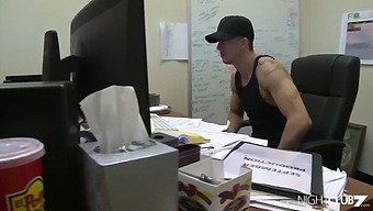 Sexy Brunette Gets Pounded By A Well-Endowed Stud
