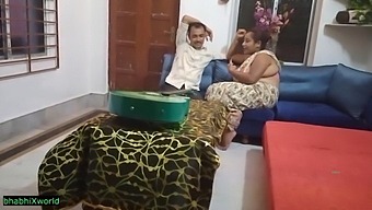 Indian Bhabhi'S Passionate Sex With Boss In Office